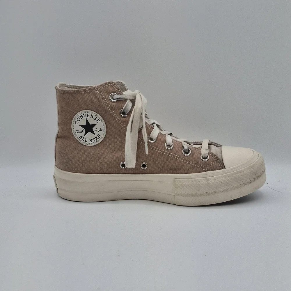 Converse Chuck Taylor All Star 2 Shoes Womens‎ Size 8.5 Beige Gray A01581C